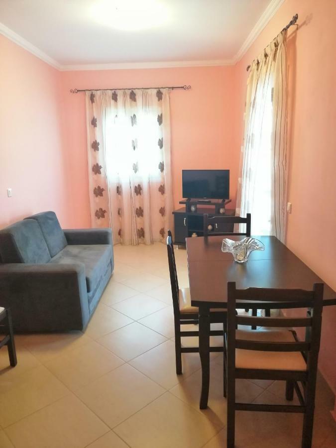 Helen'S House Apartment คซามิล ภายนอก รูปภาพ