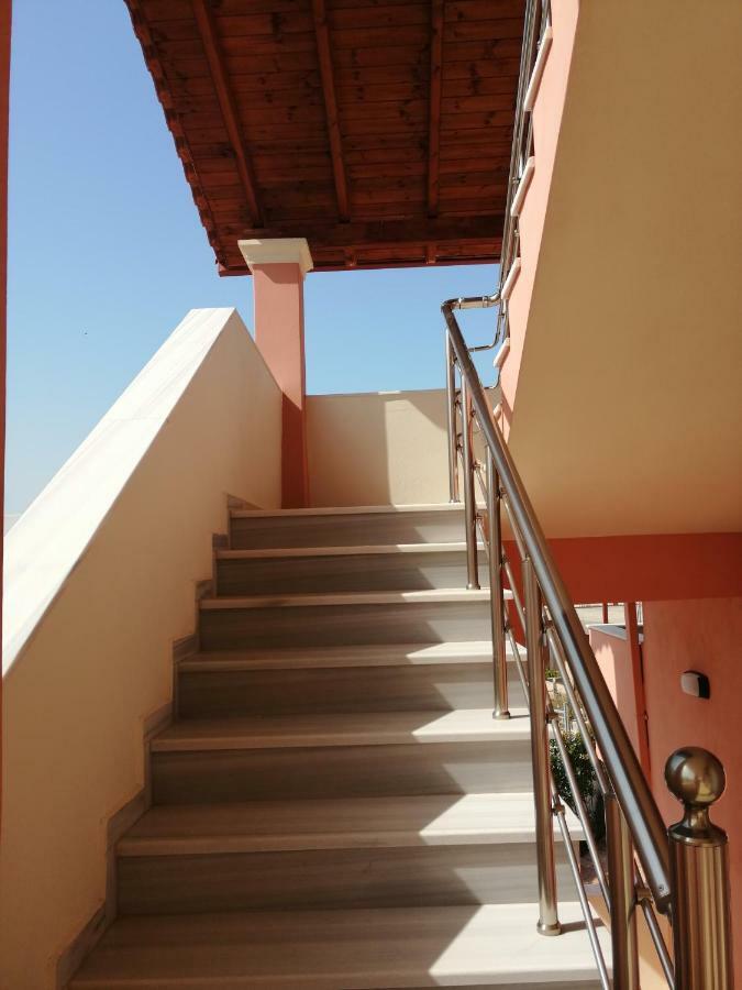 Helen'S House Apartment คซามิล ภายนอก รูปภาพ
